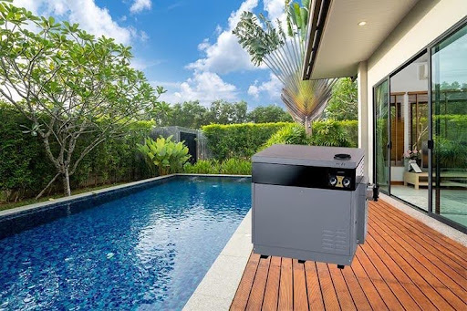 Hoe het zwembad te verwarmen in de winter